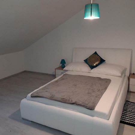 Apartman Mohenski Загреб Екстериор снимка