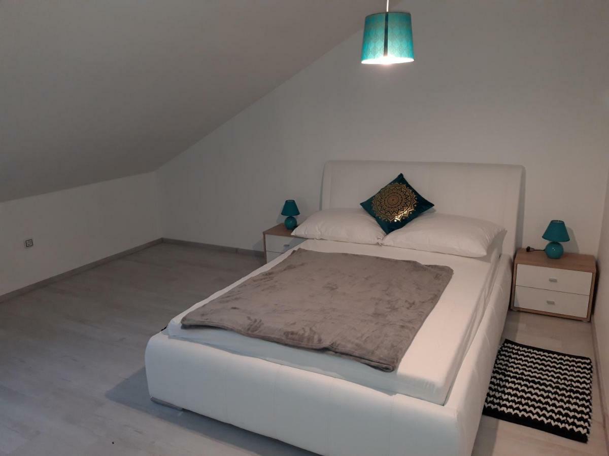 Apartman Mohenski Загреб Екстериор снимка